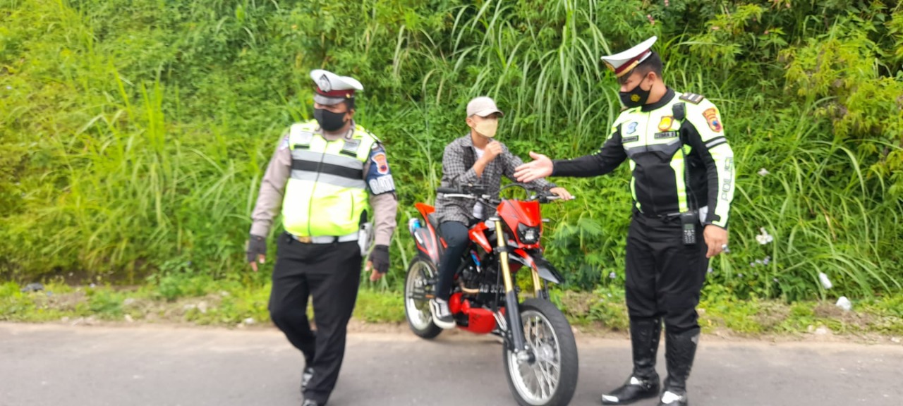 Memasuki Minggu Ketiga Januari 2022, Sat Lantas Polres Karanganyar Telah Menindak 262 Pelanggaran Knalpot Tida