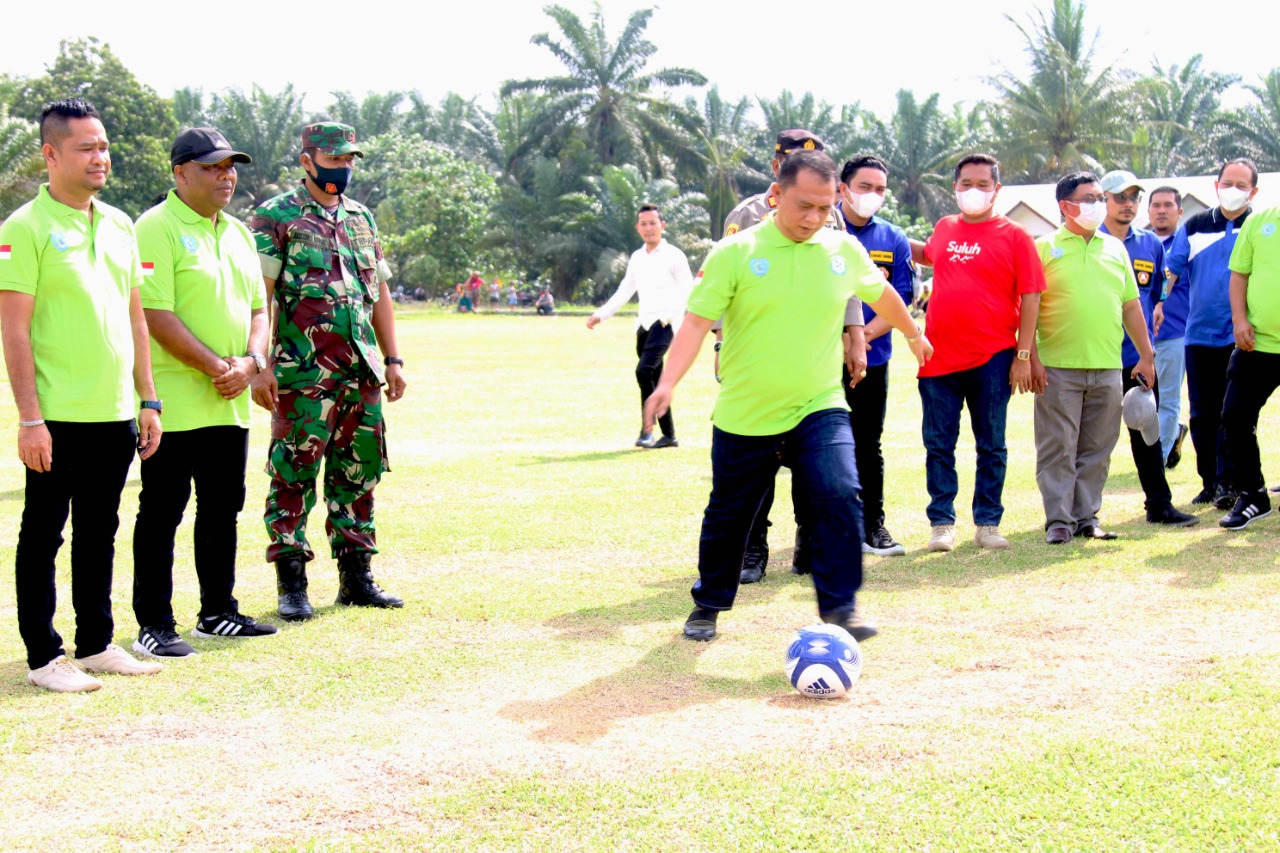 Bupati Erik Bangkitkan Semangat Olahraga Masyarakat Labuhanbatu