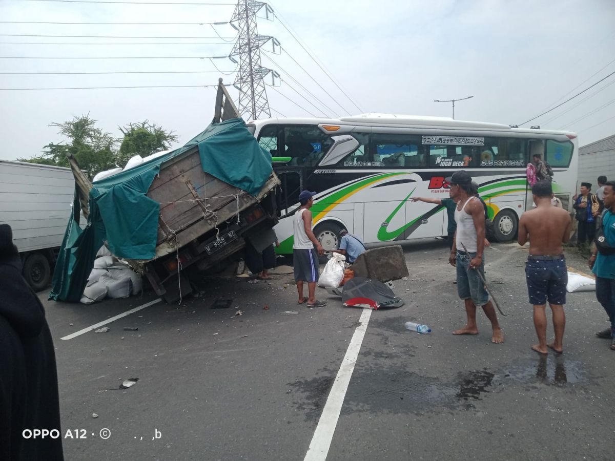 Diduga Depresi, Seorang Peziarah Diduga Penyebab Utama Kecelakaan Maut di Tol Dupak Surabaya