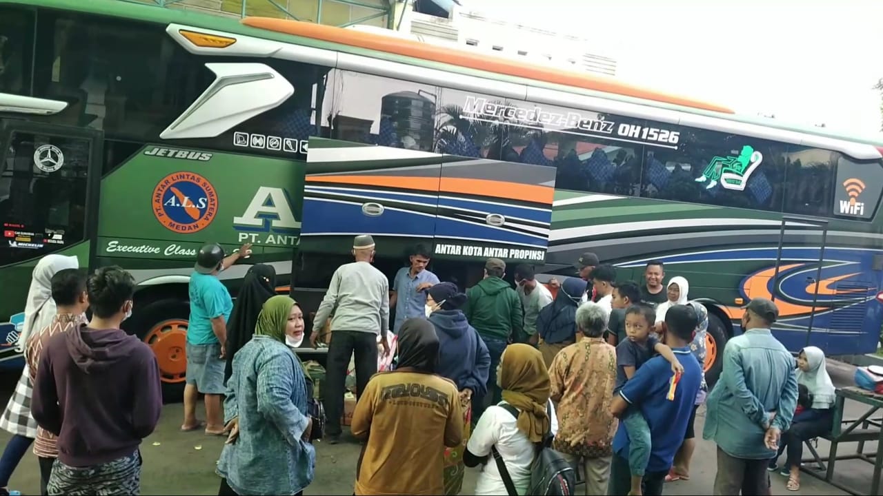 Menjelang Bulan Suci Ramadhan, Penumpang Bus PT.ALS Sudah Mulai Berbondong-bondong untuk Sambut Bulan Suci Ram