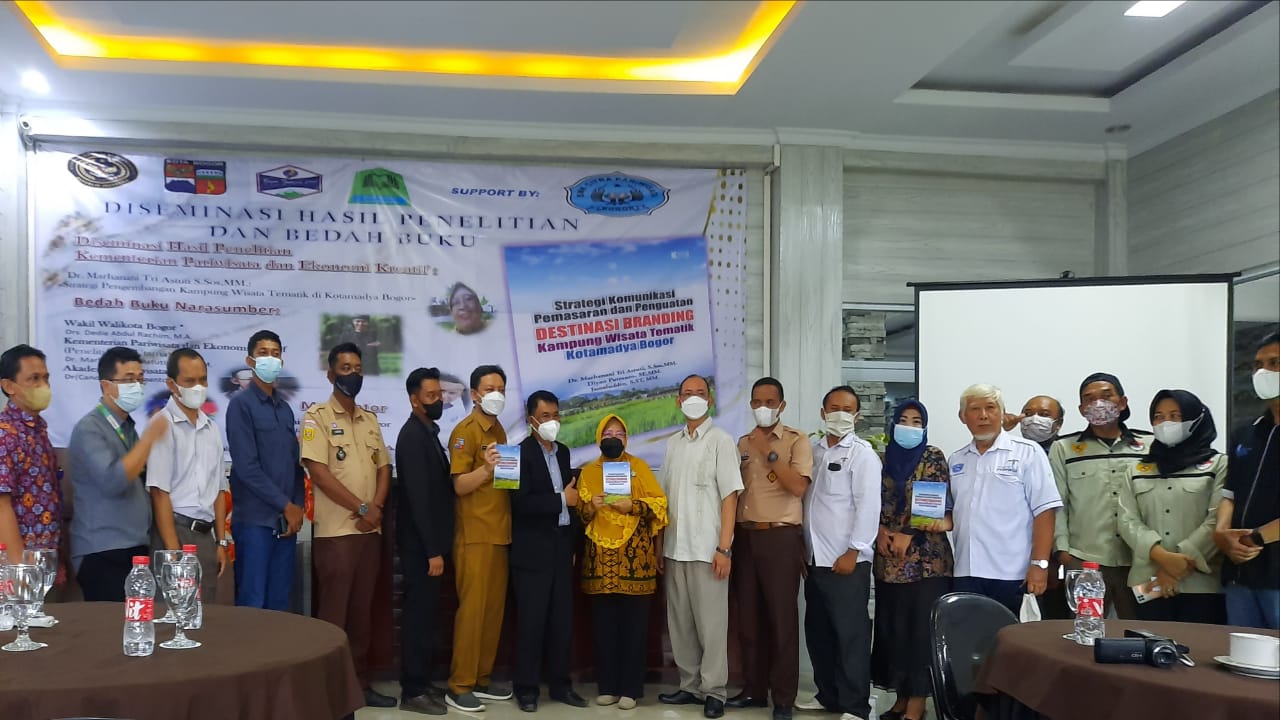 Diseminasi Hasil Penelitian dan Bedah Buku Kementerian Pariwisata Dan Ekonomi Kreatif Di SMK Citra Pariwisata 