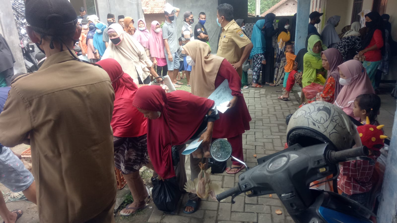 Penyaluran BPNT/Tunai di Desa Jeungjing Kecamatan Cisoka Diduga Dikelola Oleh Perangkat Desa Jeungjing