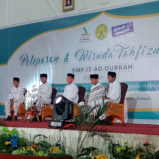 Wisuda dan Pelepasan Tahfidz SMP IT AD Durrah