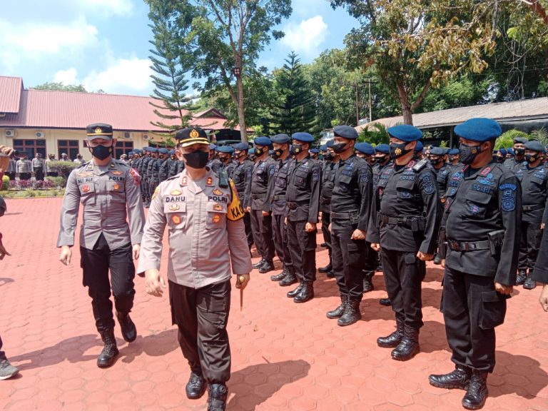 3 SSK Personil Brimob Poldasu Lakukan Pengamanan Pilkades di Kabupaten Langkat