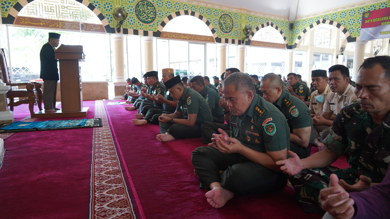 Peringati HUT RI yang ke 77 Korem 061/Sk Gelar Doa Bersama di Ciwaringin Bogor