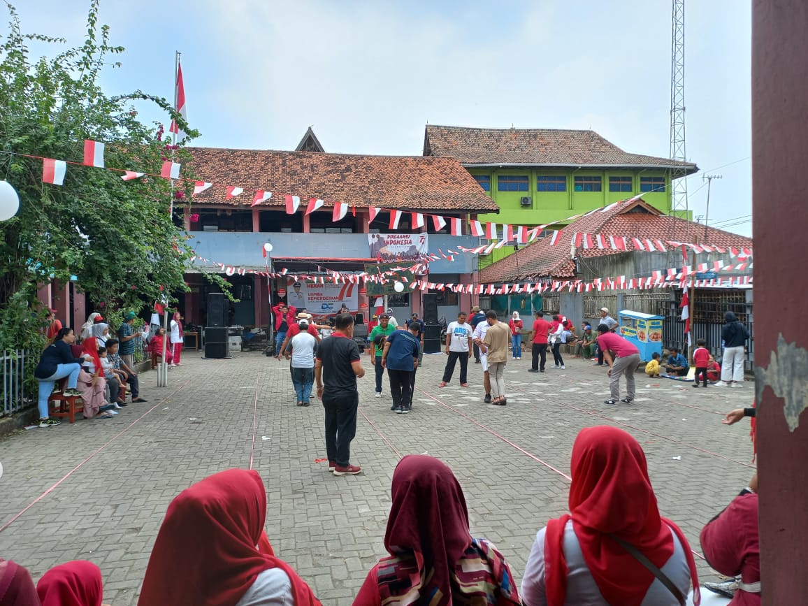 Semarak HUT RI Ke 77 Tahun Desa Cikupa  Gelar Berbagai Perlombaan