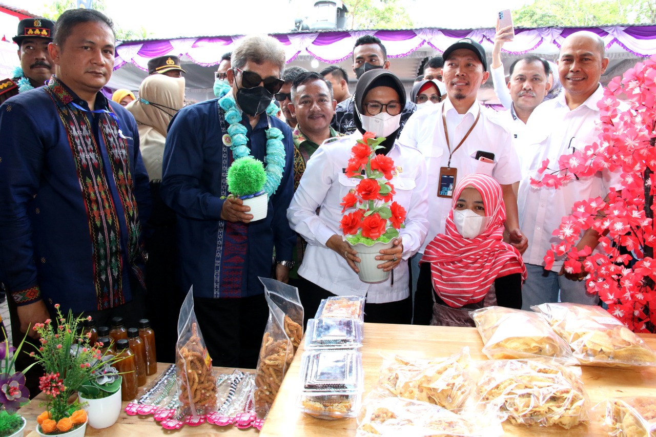 Wali Kota Pematang Siantar Buka “Semarak UMKM” dalam Rangka HUT ke-75 Koperasi