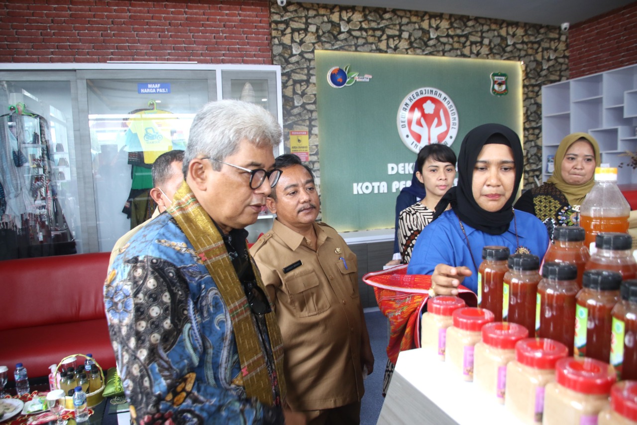 Ketua Dekranasda Pematang Siantar Sambut Kunjungan Ketua Persit Kartika Chandra Kirana Kodam I/Bukit Barisan