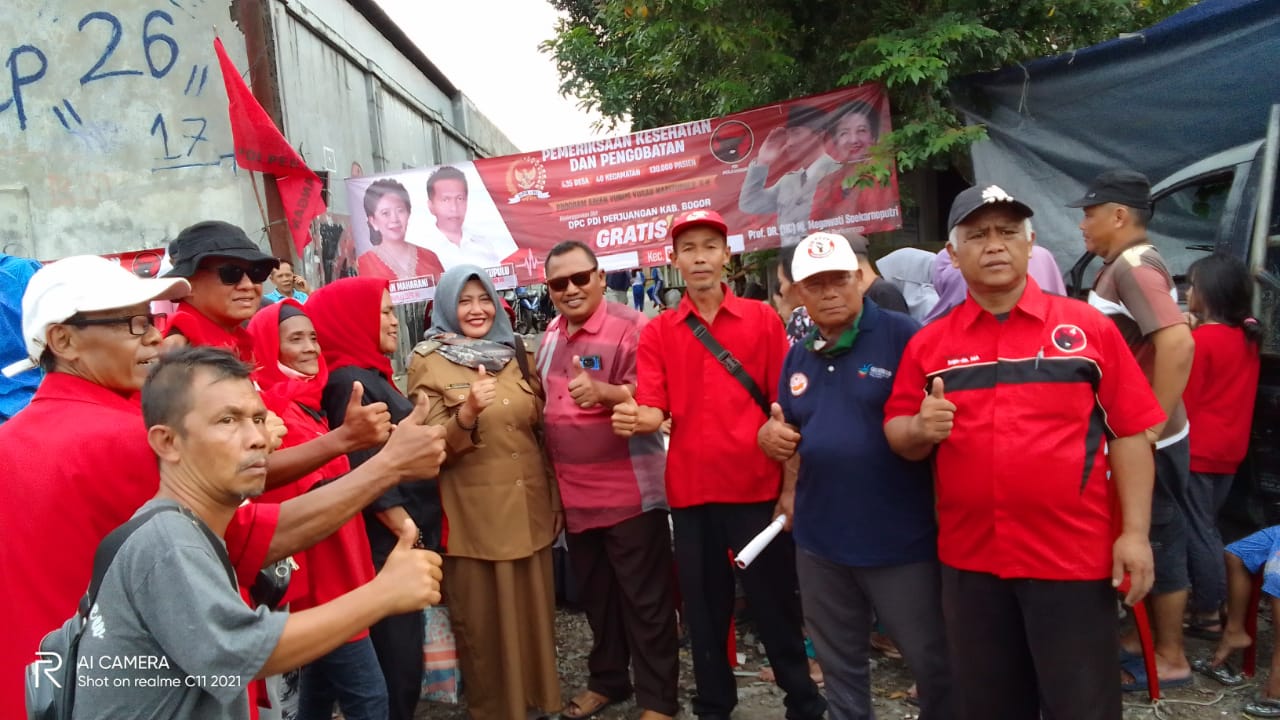 Pengobatan Gratis dari Partai PDI Perjuangan di Wilayah Desa Kota Batu Kec Ciomas Kab Bogor