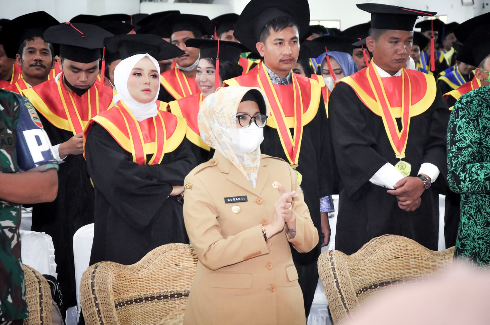 Wali Kota Pematang Siantar Hadiri Wisuda Sarjana dan Pasca Sarjana Universitas Simalungun      