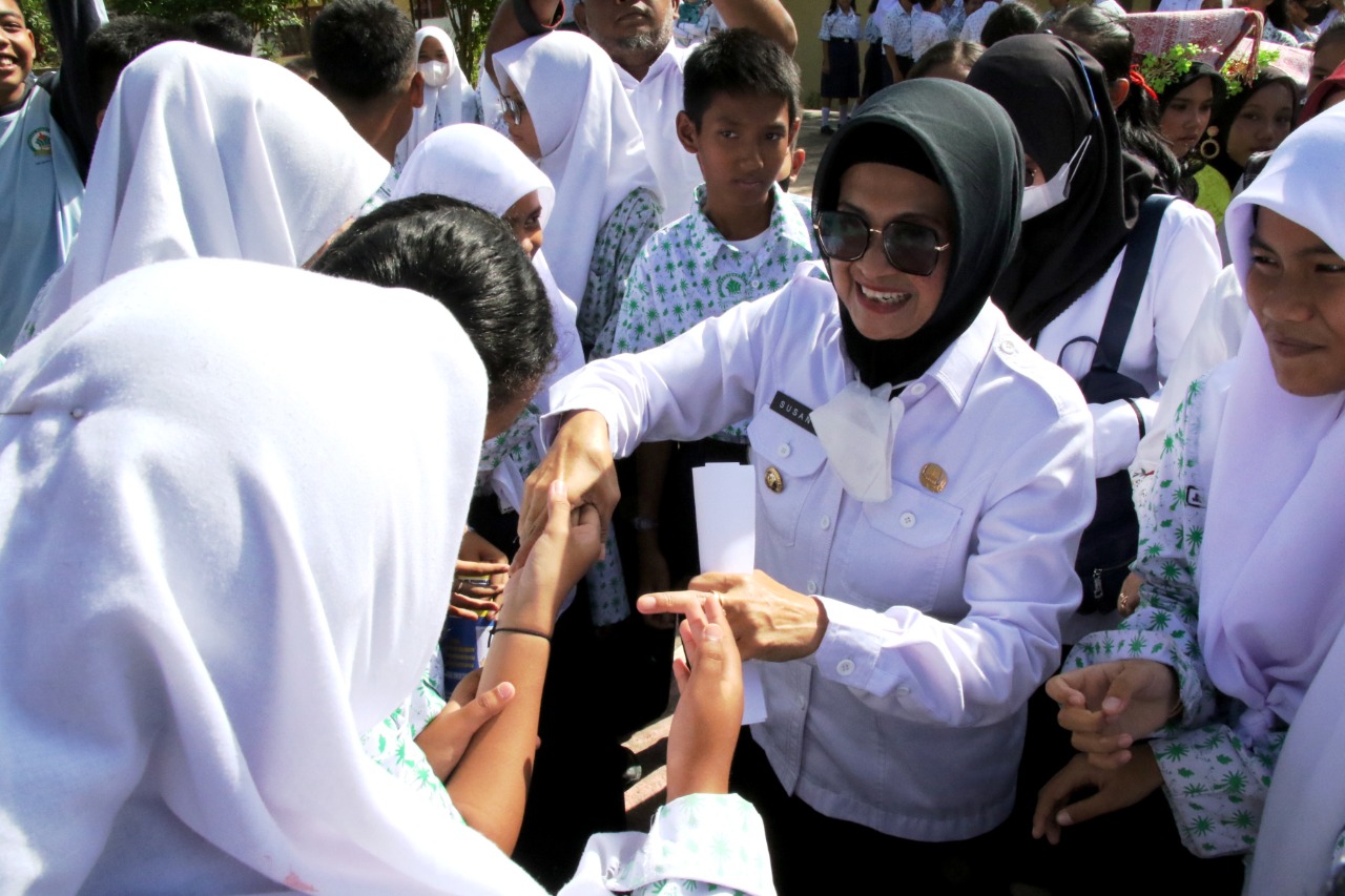 Wali Kota Pematang Siantar Sosialisasi P4GN di SMP Taman Asuhan   