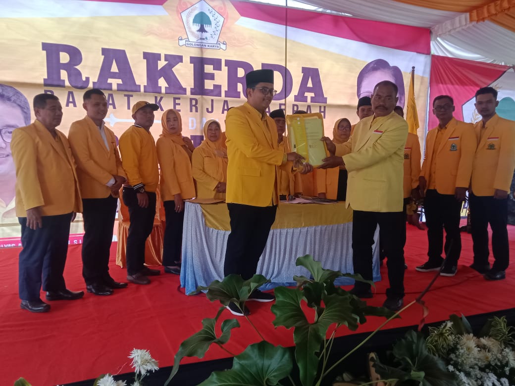 Rakerda dan Rapimda Partai Golkar Menghasilkan Ketua DPD II Golkar Karanganyar Ilyas Akbar Almadani Diangkat d