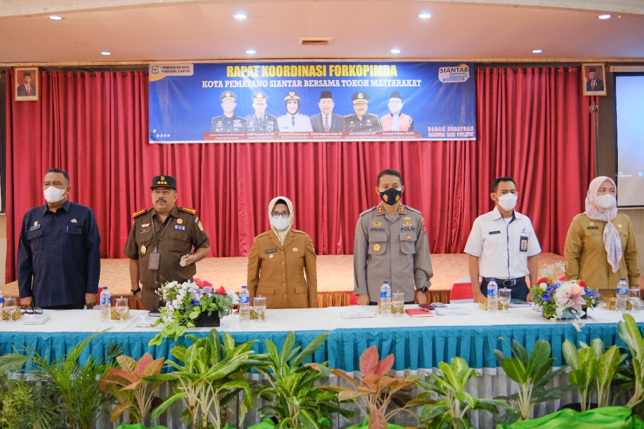 Forkopimda Kota Pematang Siantar dan Tokoh Masyarakat Rakor Penanganan Covid-19 dan Kasus Gagal Ginjal Akut   