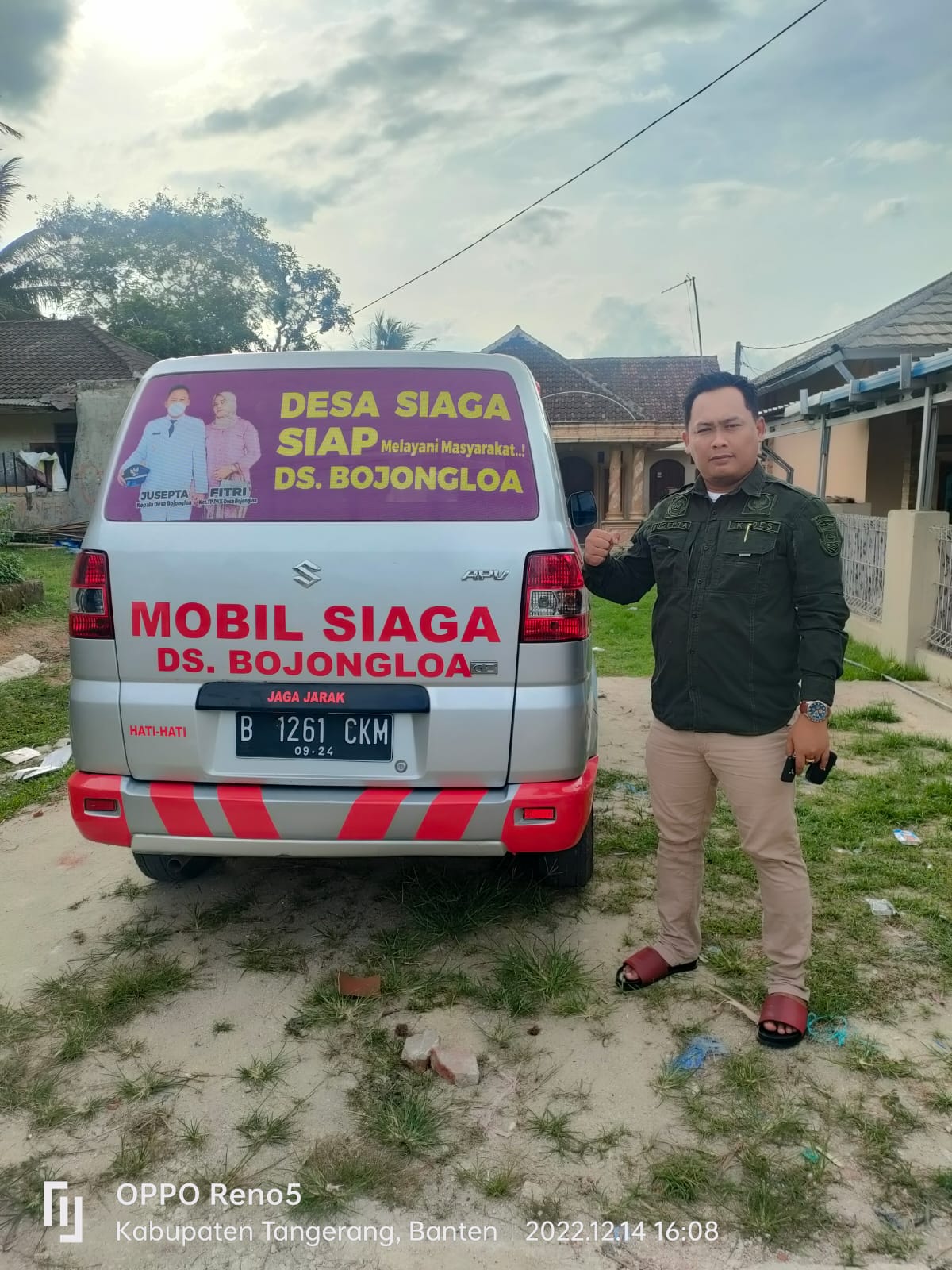 Hasil Dari Iuran Para Pemerintah Desa, Akhirnya Masyarakat Desa Bojongloa Kecamatan Cisoka Memiliki Mobil Ambu