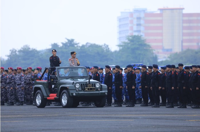 Gelar Pasukan Ops Lilin Toba 2022, Kapoldasu Jamin Keamanan Perayaan Nataru   