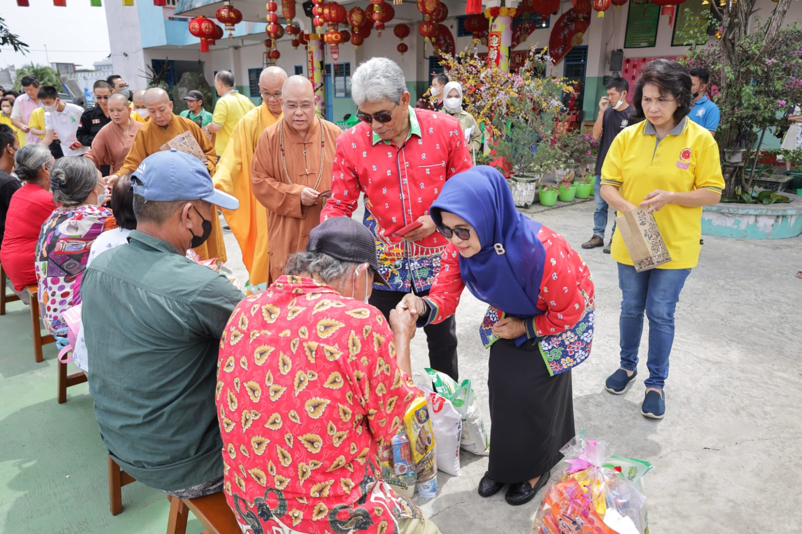 Penyelenggara Baksos Imlek Vihara Avalokitesvara Ucapkan Terima Kasih atas Dukungan dr Susanti 