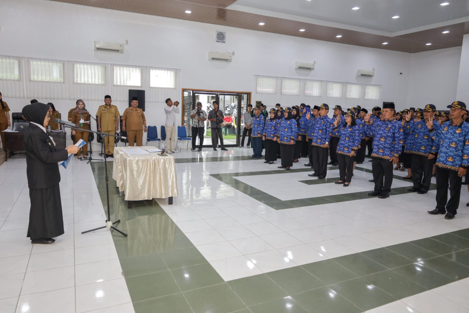 dr Susanti Lantik 64 Kepala UPTD TK, SD, dan SMP Negeri di Kota Pematang Siantar