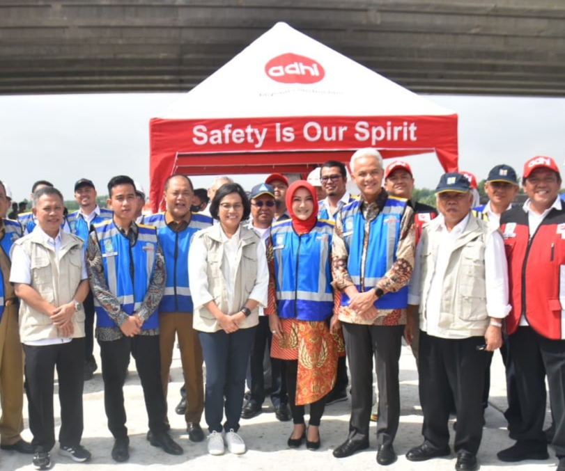 Menkeu Bersama Mentri PUPR RI Tinjau Proyek Pembangunan Jalan TOL Solo-Jogja-Kulonprogo