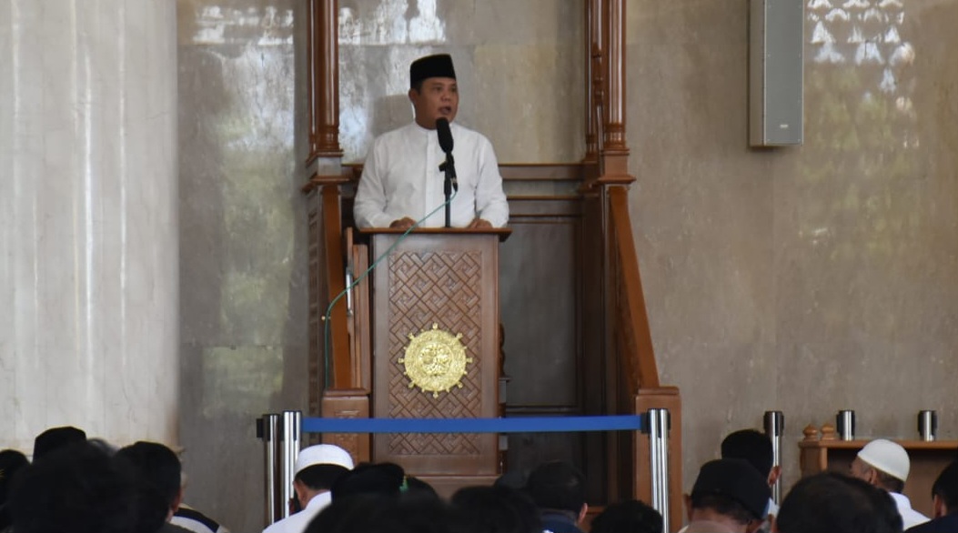 Jadi Khatib Pada Shalat Jumat, Bupati Karanganyar Mengajak Menjadi Manusia yang Mulia di Sisinya