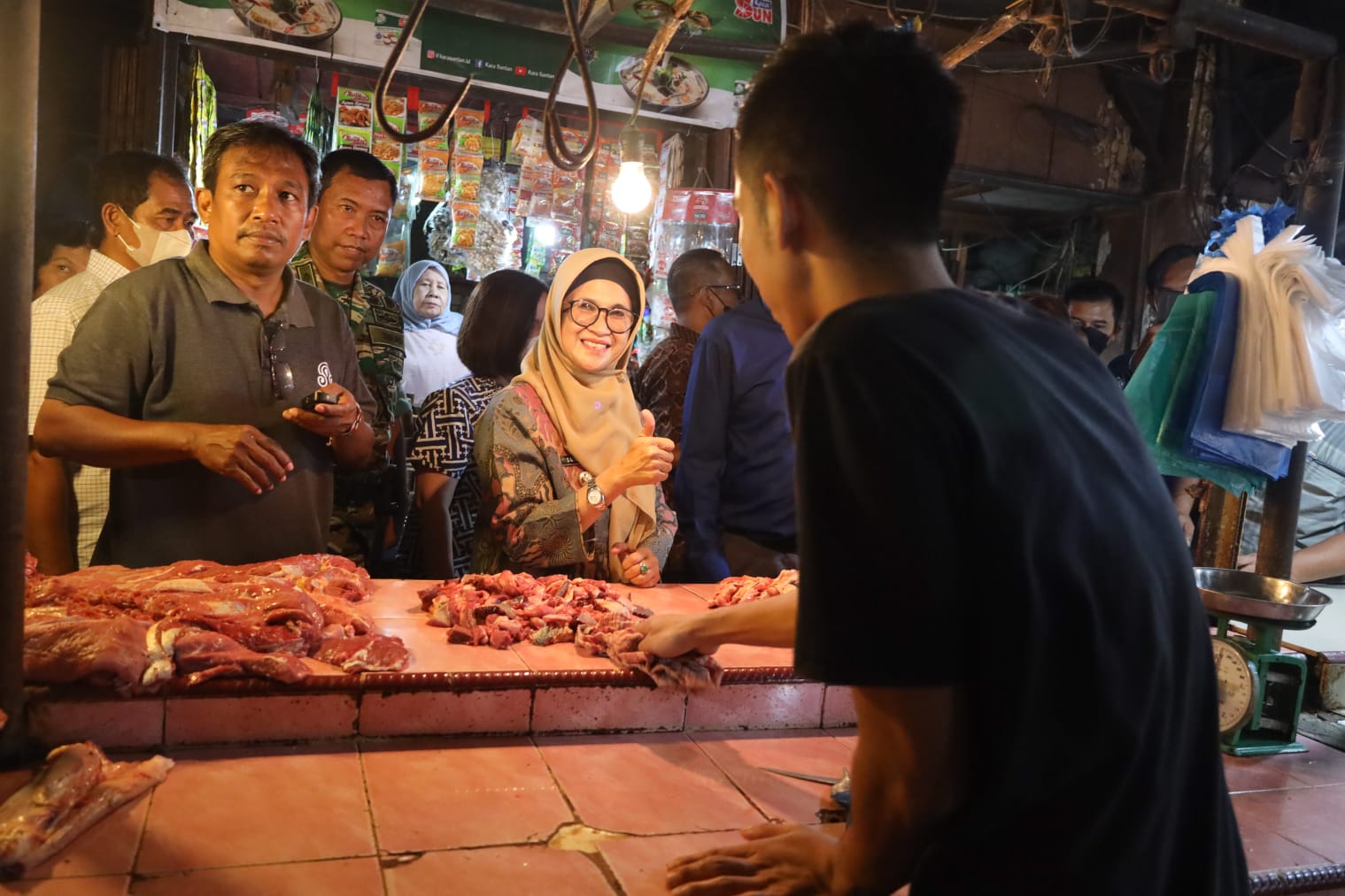 dr Susanti Turun Langsung ke Pasar untuk Pastikan Keterjangkauan Harga dan Kecukupan Bahan Pokok