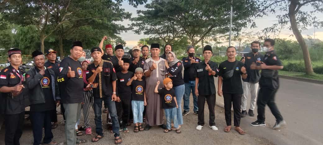 Pembagian Takjil Di bulan Puasa Yang Penuh Berkah, DPAC BPPKB Kecamatan Sindang Jaya, Tangerang_Banten