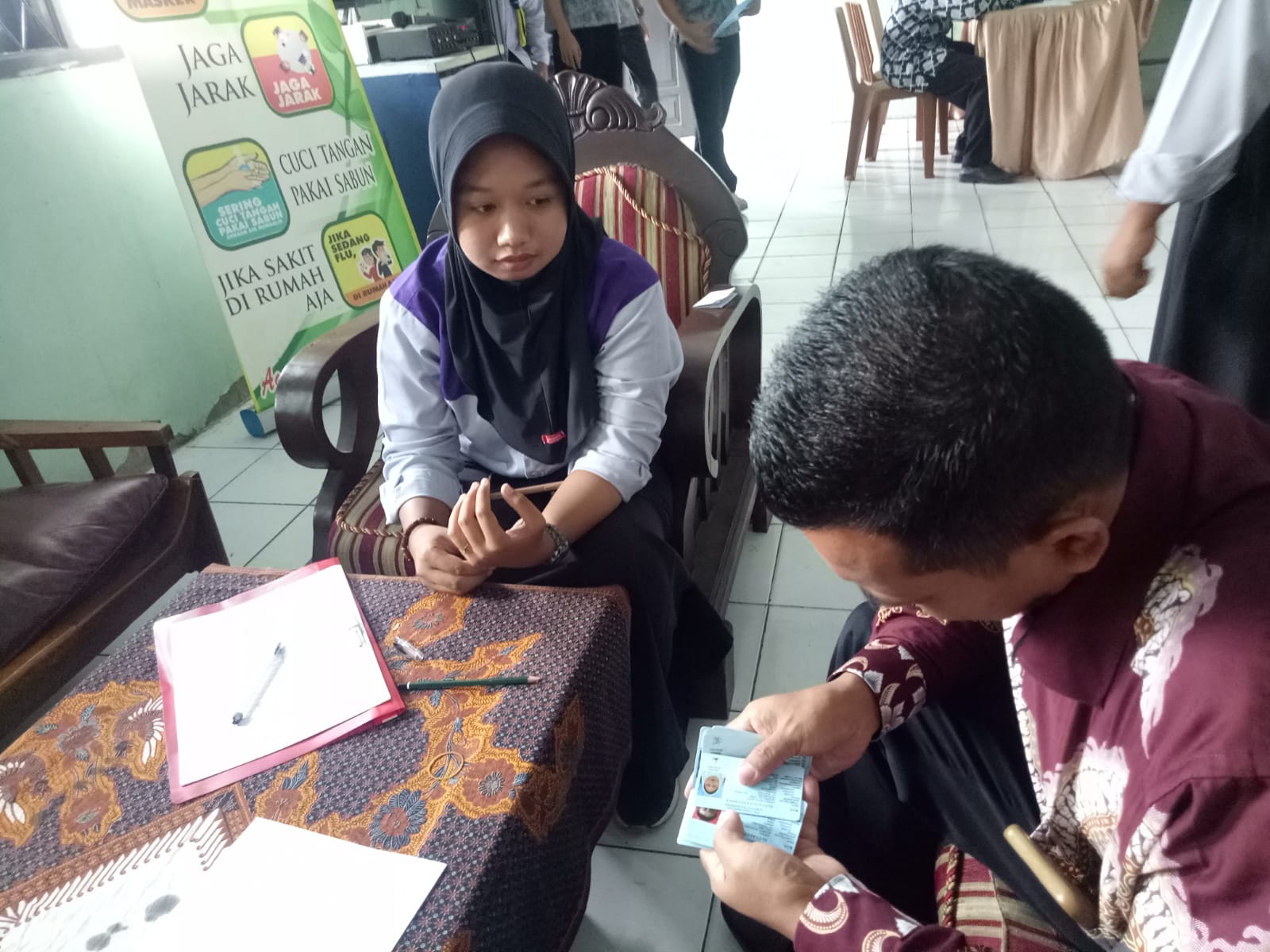 Anak Murid Kelas 12 SMK Insan Mulya Kibin Akhirnya Punya e-KTP