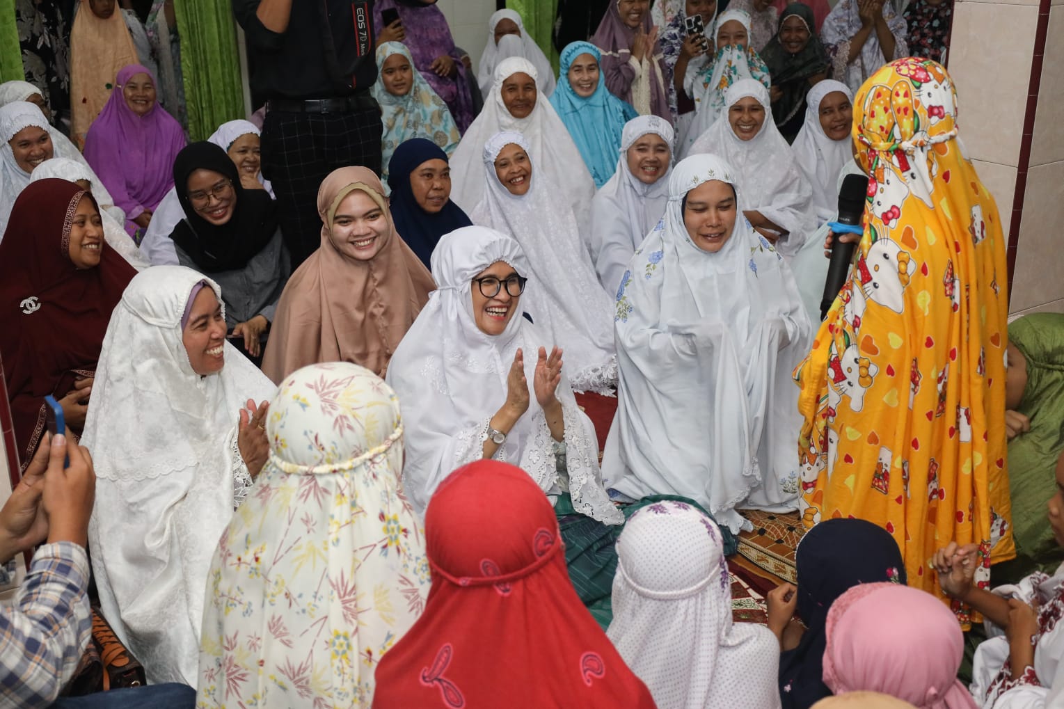 dr Susanti Bangga dan Bahagia Safari Ramadhan di Masjid Al Falah Silaumangi 