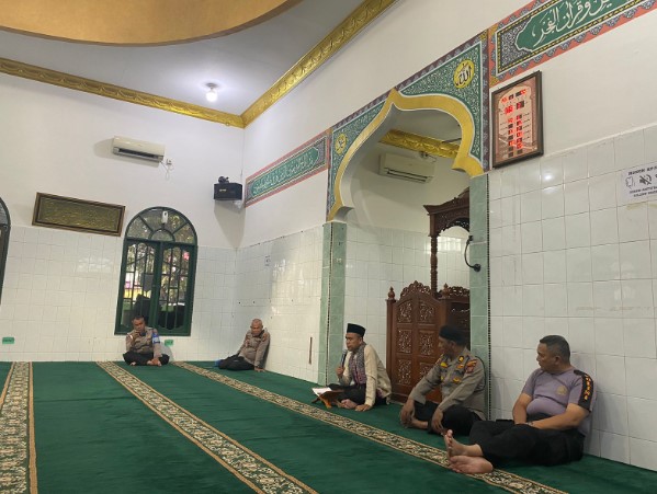 Tingkatkan Iman, Polrestabes Medan Gelar Binrohtal Kepada Personel Beragama Islam dan Nasrani