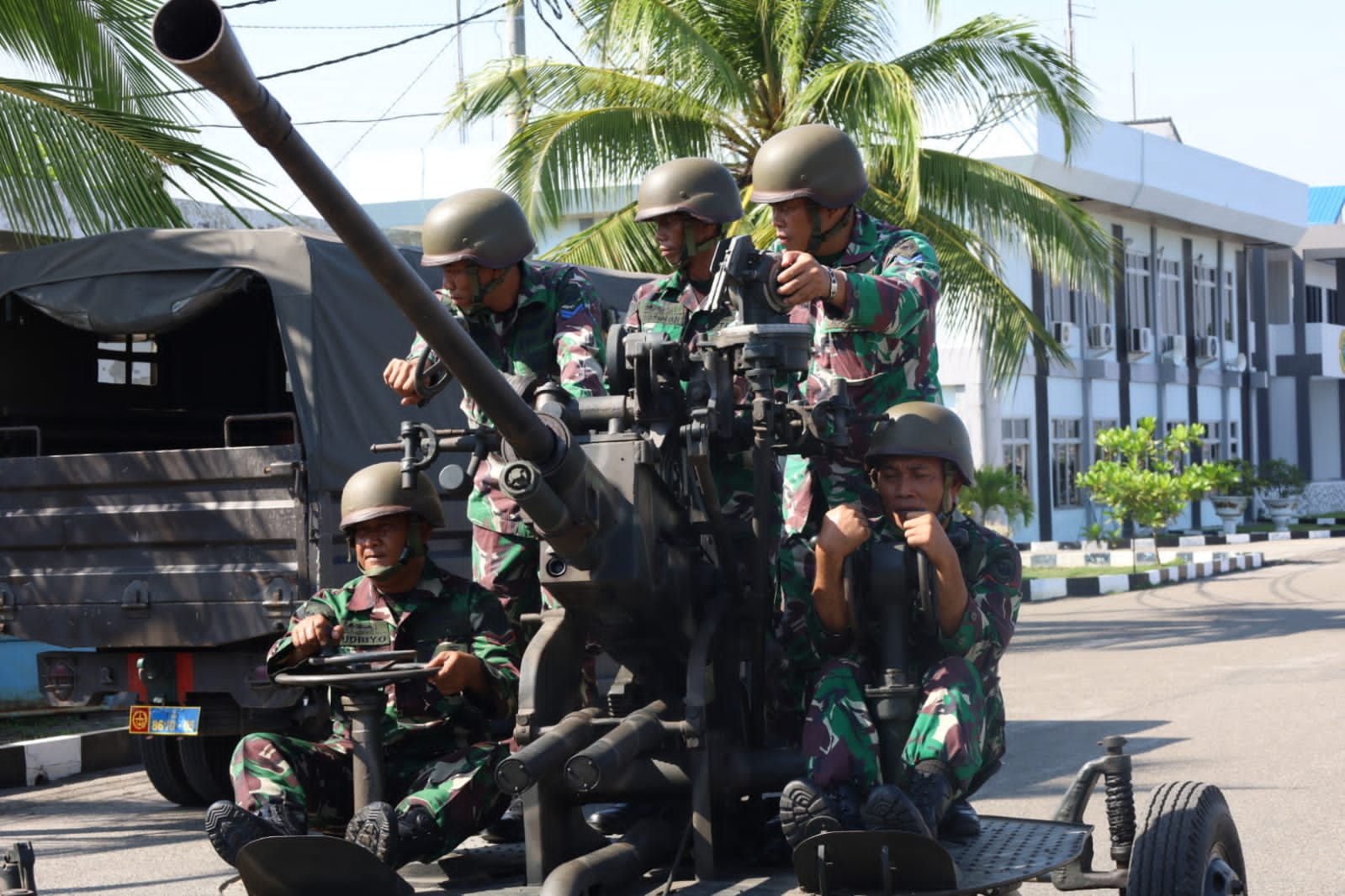 Asah Naluri Tempur, Prajurit Petarung Yonmarhanlan I Laksanakan Dril Arhanud dan Dril Penanggulangan Huru Hara