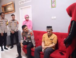 Beri Motivasi, Kapolres Sukabumi Kota Kunjungi Polri dan Purnawirawan yang Menderita Sakit Menahun