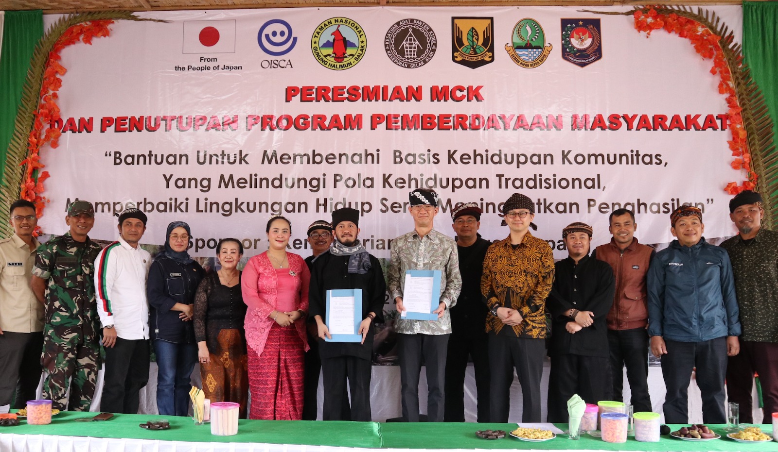 Peresmian Sarana Air Bersih/MCK dan Penutupan Program Pemberdayaan Masyarakat