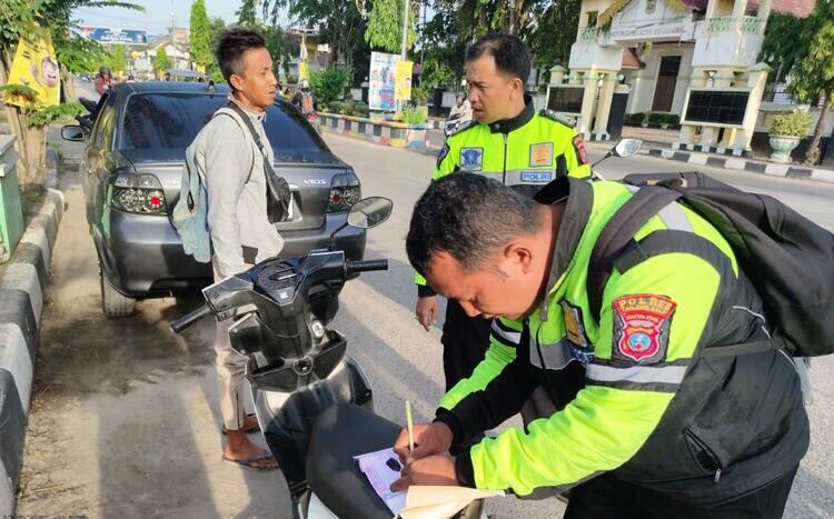 Poldasu dan Polres Jajaran Mengeluarkan Tilang Manual Kepada 615 Pengendera Langgar Lalulintas