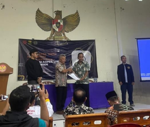 Lokakarya Awal KKN Mahasiswa Universitas Muhammadiyah di Desa Sukasari Kecamatan Cisaat