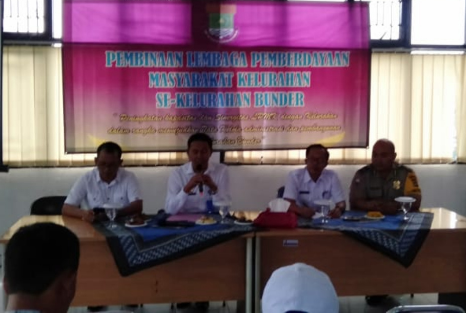 Pembinaan Lembaga Pemberdayaan Masyarakat Kelurahan Se -Kelurahan Bunder