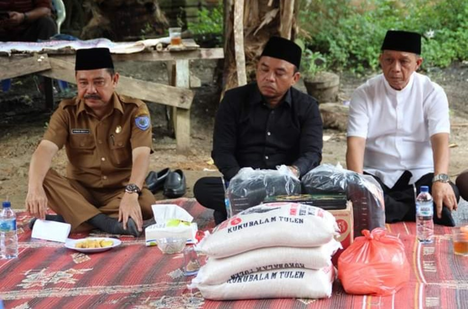 Kepedulian Plt. Bupati Labuhanbatu Terhadap Asrizal Ritonga korban bencana kebakaran