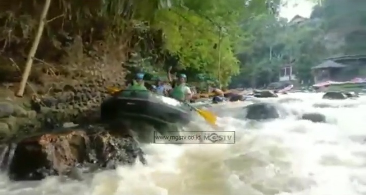 Arum Jeram Citarik Destinasi Wisata Petualang di Sukabumi