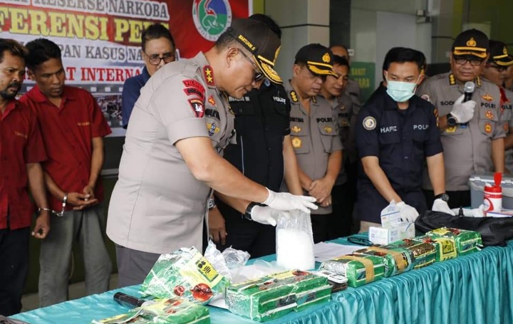 Irjen Martuani Sormin,M.Si Minta Personil Tidak Mempersulit Masyarakat di Sumut