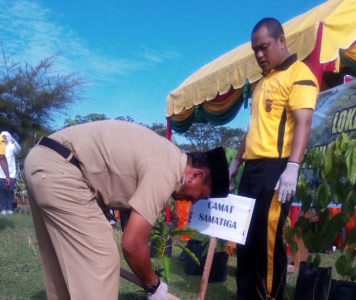 Penghijauan, Bekas Mako Polsek Sama Tiga Ditanami Pohon