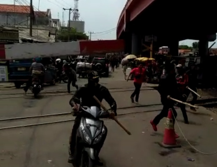 Dua Ormas Bentrok di Bogor, Begini Kronologisnya