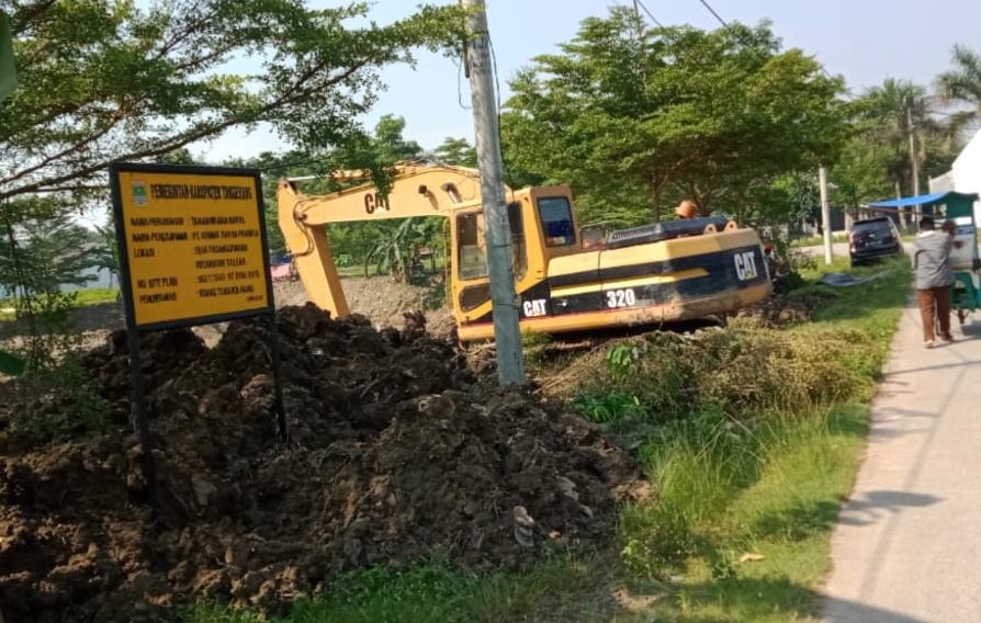 Diduga Ada Pembohongan Publik Terkait Normalisasi Penanganan Banjir Perumahan Taman Kirana Surya