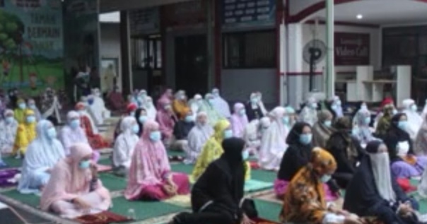 Hindari Covid -19, Warga Binaan Perempuan (WBP) Senang Bisa Sholat Ied Kembali