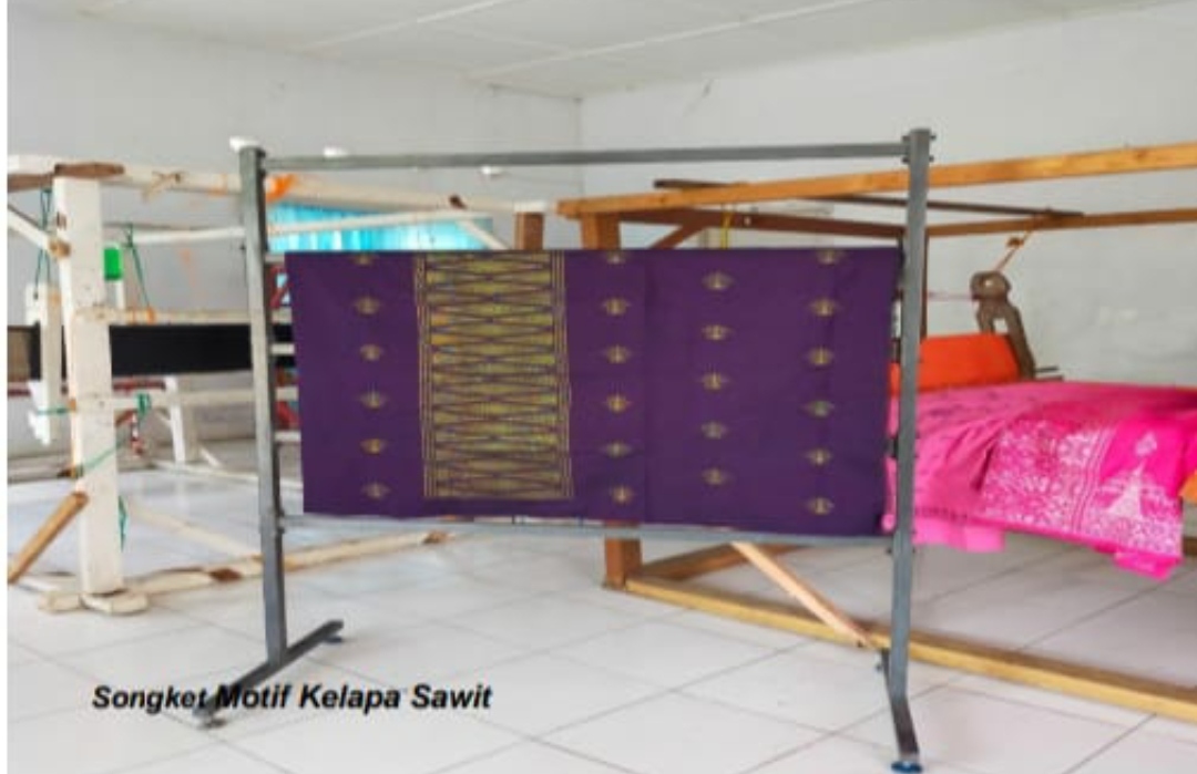 Beragam Motif Songket Tenun Khas IKA BINA EN PABOLO