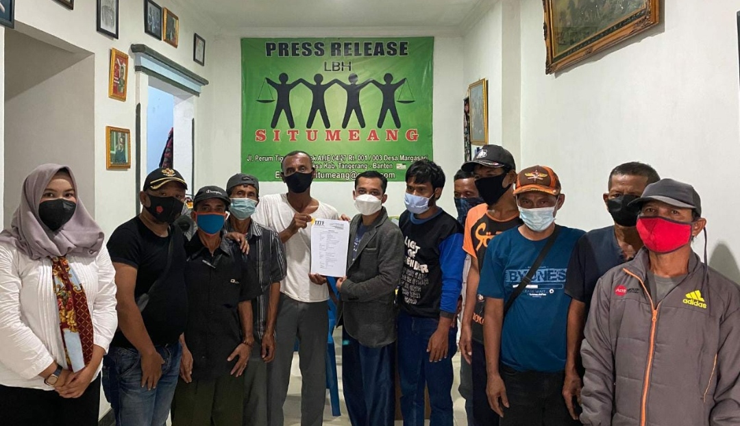 Belasan Pekerja PT TETSU SARANA PERSADA datangi LBH Situmeang