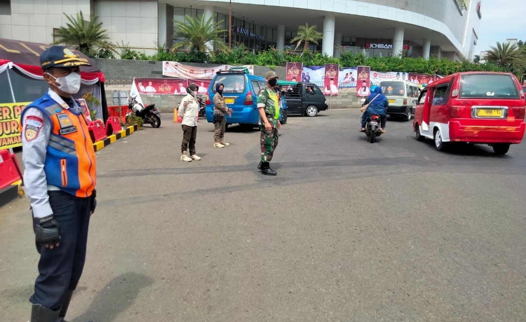 Menjaga Kelancaran Arus Lalin Pasca Lebaran, Kodim 0608/Cjr Turunkan Personelny