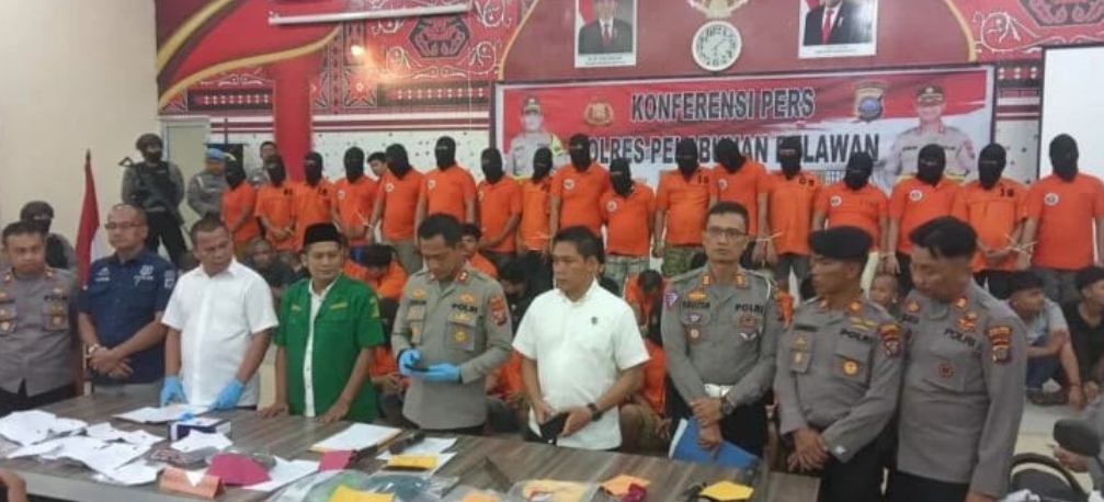 Polres Pelabuhan Belawan Amankan 53 Pelaku Kejahatan dan Narkoba