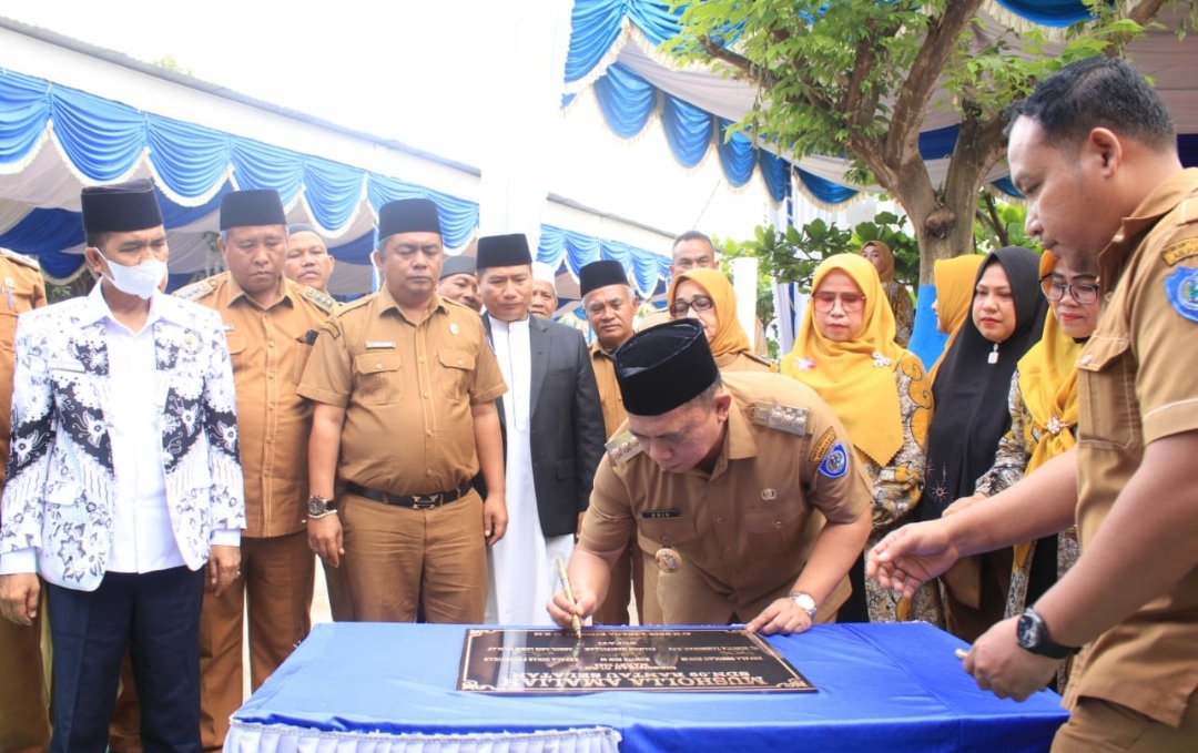 Bupati Labuhanbatu Resmikan Musholah Amaliah SDN 09 Rantau Selatan