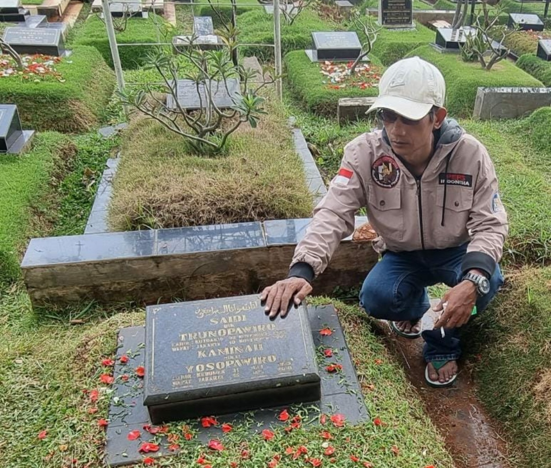 Menyambut Datangnya Bulan Suci Ramadan Wakil Pimpred Postnewstime Berziarah Kubur