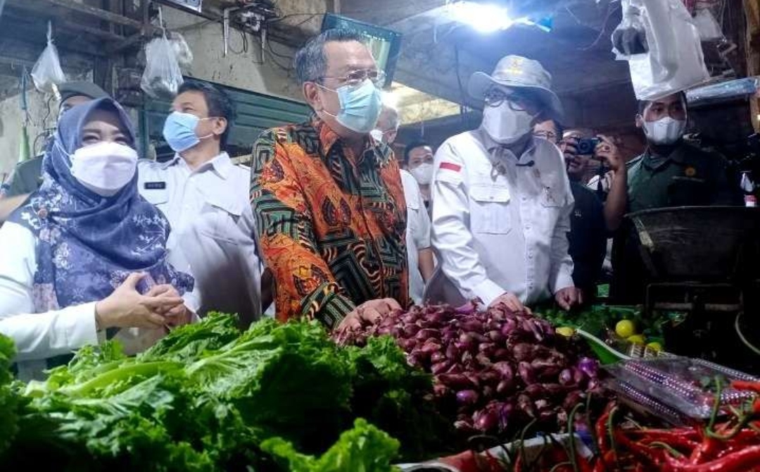 Jelang Lebaran, Walikota Tangsel Minta Bulog Segera Lakukan Operasi  Pasar