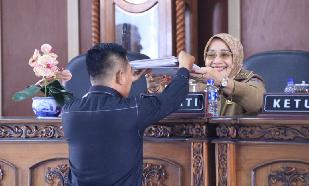 Wakil Bupati Hadiri Rapat Penyampaian Hasil Reses II DPRD Labuhanbatu