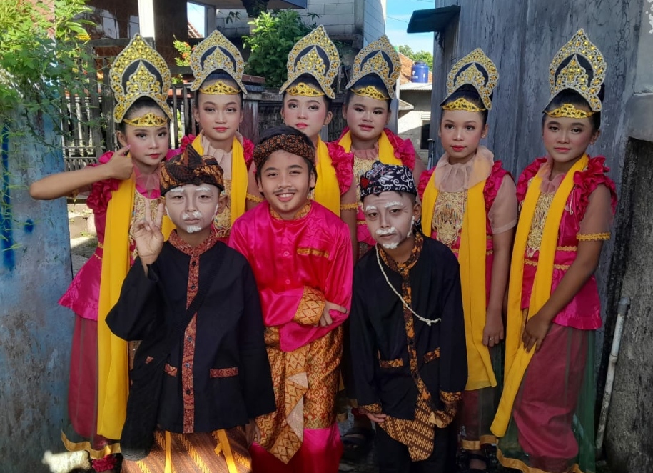 Dalam Rangka Perpisahan Kelas Enam SDN Cilubang 05 Gelar Karya Seni dan Kreativitas Siswa-siswi